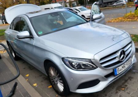 Mercedes-Benz C 220 d+9G-TRONIC