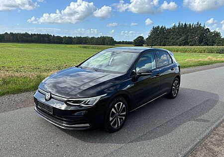 VW Golf Volkswagen VIII Lim.2,0 TDI Active Automatik Anhängerk