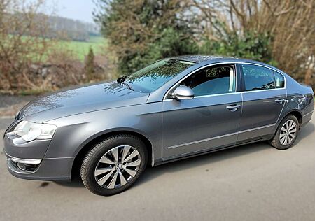 VW Passat Volkswagen 1.6 FSI Comfortline