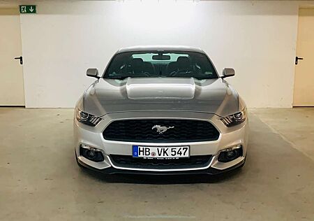 Ford Mustang 2.3 Ecoboost Performance US-Import