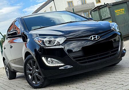 Hyundai i20 1.2 FIFA World Cup Edition