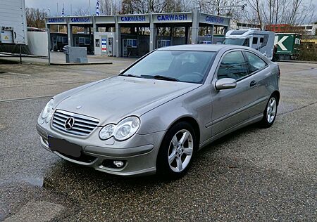 Mercedes-Benz C 180 Kompressor Sportcoupe