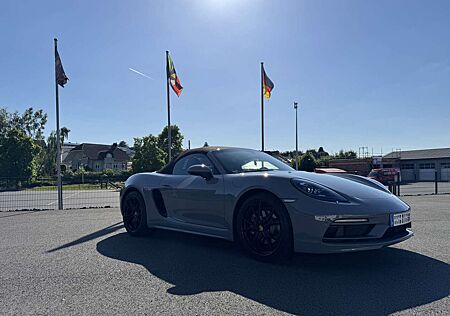 Porsche 718 Porsche 718 Boxster PDK | Arcticgrau | BOSE | Spor