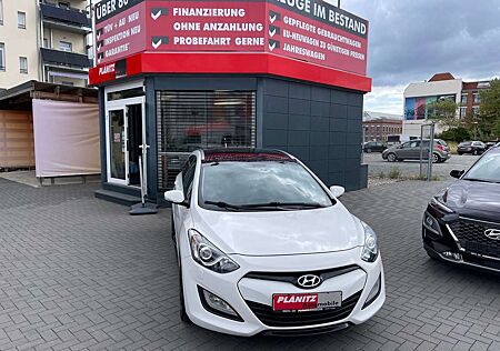 Hyundai i30 blue Trend/Bluetooth/Tempomat/Panorama/USB/PDC