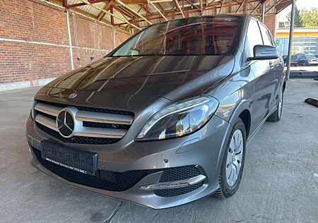 Mercedes-Benz B Electric Drive B-Klasse 250 eDrive/Navi /Sitzheizung/XENON