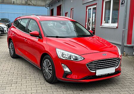 Ford Focus 1.0 EcoB*NAVI*KLIMA*PDC*Spurh+Verkehr*TÜV Neu