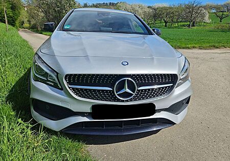 Mercedes-Benz CLA 220 4Matic 7G-DCT AMG Line