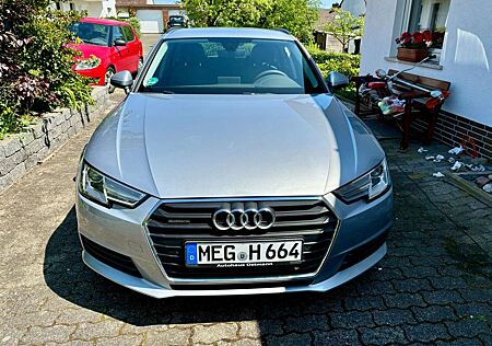 Audi A4 WENIG KM! *TOP gepflegt* Avant 2.0 TDI