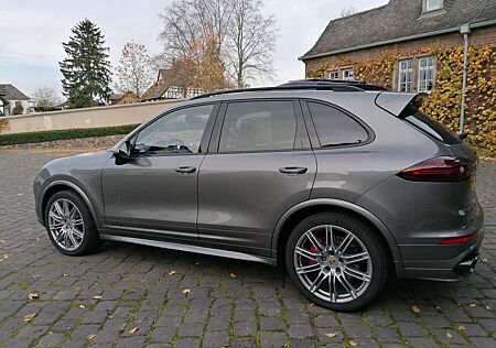 Porsche Cayenne GTS Tiptronic S