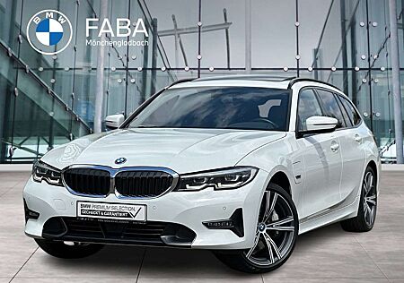 BMW 330 e Touring Sport Line HiFi DAB LED WLAN RFK