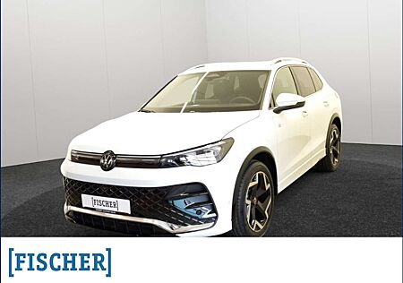 VW Tiguan Volkswagen 2.0TDI DSG R-Line Matrix Navi Rear View