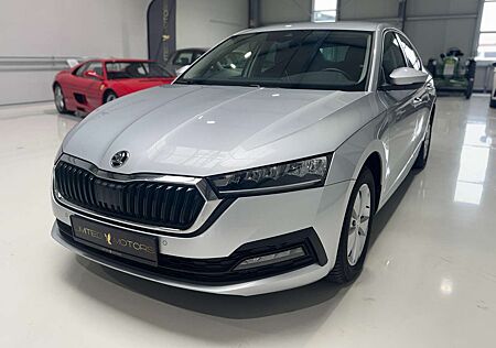 Skoda Octavia 2.0 TDI Ambition Klima PDC LED Navi Spur 1. Hand