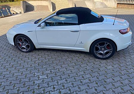 Alfa Romeo Spider 2.4 JTDM 20V DPF Aut.