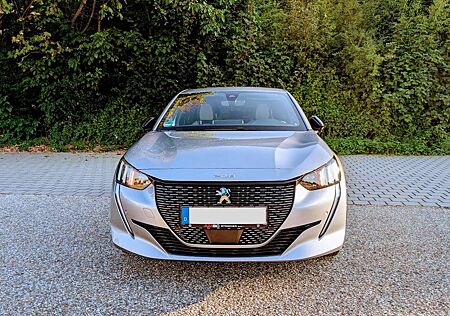 Peugeot e-208 GT-Line | Elektrofahrzeug in Top-Zustand