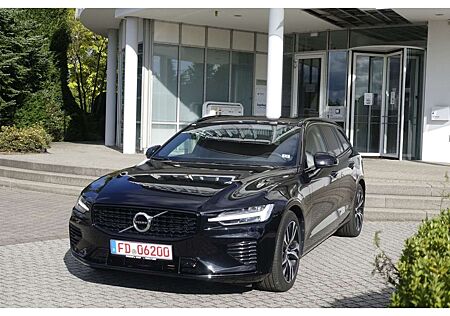 Volvo V60 T6 AWD R-Design V-LED*BLIS*ACC*AHK