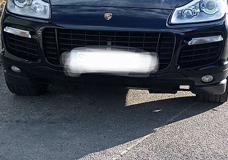 Porsche Cayenne Turbo S