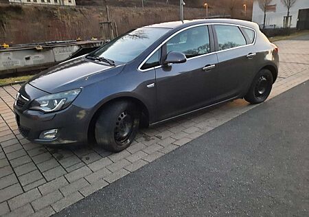 Opel Astra 1.7 CDTI DPF Edition