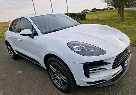 Porsche Macan Basis