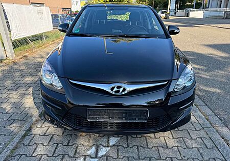 Hyundai i30 Classic Benzin und Gas LPG