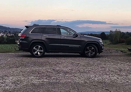 Jeep Grand Cherokee Overland 3,5t