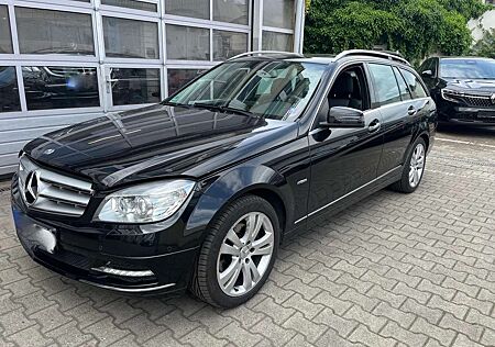 Mercedes-Benz C 200 T (BlueEFFICIENCY) 7G-TRONIC Avantgarde