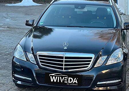 Mercedes-Benz E 200 T CGI BlueEfficiency~Xenon~Leder~Navi~PDC~