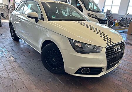 Audi A1 ambition Sportsitze erst 64.000 km