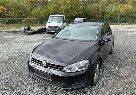 VW Golf gebraucht kaufen VW Golf Volkswagen VII Lim. Comfortline BMT