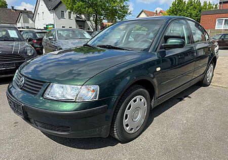 VW Passat Volkswagen 1.6 Comfortline~2 Hand~Klima~