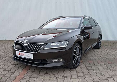 Skoda Superb L&K 4x4 *Navi*SHZ*1.Hand*ACC*Leder*