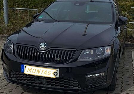 Skoda Octavia Combi 2.0 TSI DSG RS 230