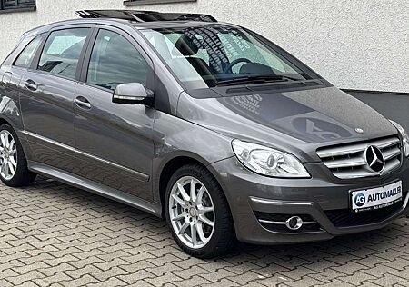 Mercedes-Benz B 180 CDI Sportpaket Aut/Pano/Shz/Leder/AHK+