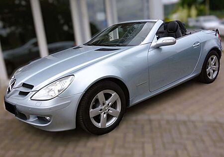 Mercedes-Benz 200 SLK Roadster Kompressor 1Hd.Scheckheft