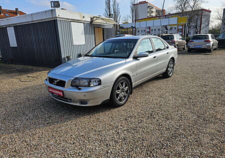 Volvo S80 2.4*Autom.*Leder*PDC*Sitzh.*TÜV NEU* 80.000 KM