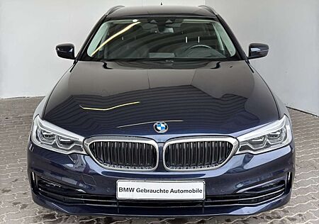 BMW 530 iA Tour. Sport Line Navi.LED.HuD.DriveAs.PaAs