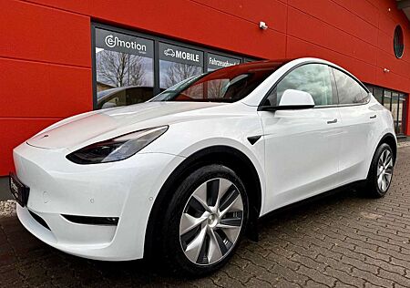 Tesla Model Y Long Range AWD*white/black*one owner*VAT