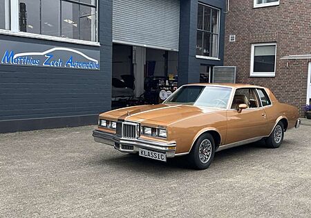Pontiac Grand-Prix Grand Prix 5,0 V 8 * Schweizer Fahrzeug *