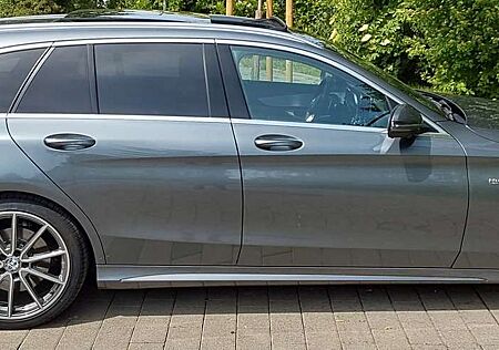 Mercedes-Benz C 43 AMG AMG C 43 4Matic T AMG TCT 9G