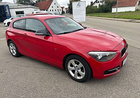 BMW 114i 114 Sport Line TÜV 07/25