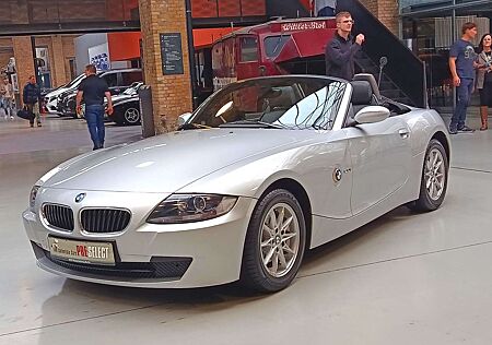 BMW Z4 Roadster 2.0iS - fast wie Jahreswagen!