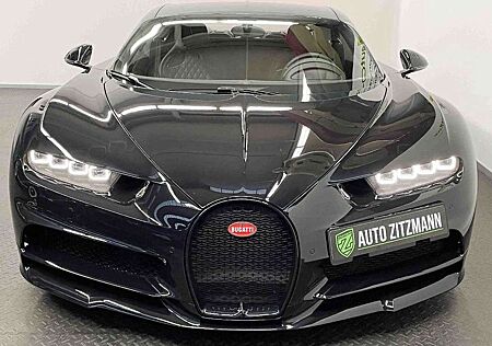 Bugatti Chiron /ANDY WARHOL/GREEN CARBON/SERVICE NEU