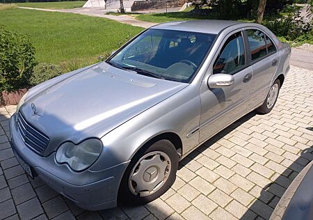 Mercedes-Benz C 180 T Kompressor Classic