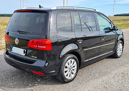 VW Touran Volkswagen 2.0 TDI DPF Highline