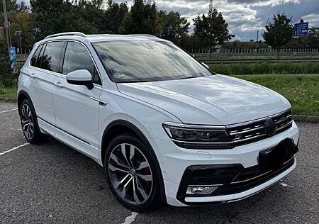 VW Tiguan Volkswagen 2.0 TDI 4Motion R line AHK Leder ACC