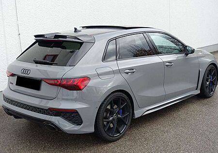 Audi RS3 Sportback 3xCarbon Nardograu Keramik Dynam.+
