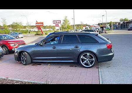 Audi A6 Avant 3.0 TDI DPF quattro tiptronic sport selectio