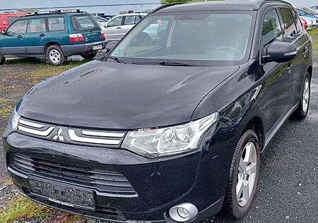 Mitsubishi Outlander ClearTec Invite 2WD