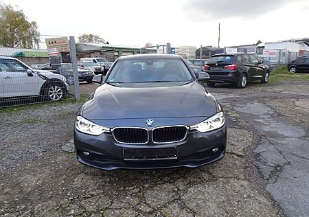 BMW 320d 320 xDrive Advantage Leder Navi Panoramadach XEN