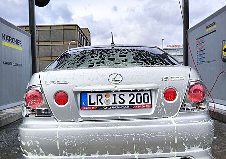 Lexus IS 200 Sport /Schalter/TRD Bodykit/Torsen/2Hand/Tüv!