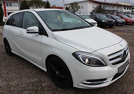 Mercedes-Benz B 180 *Sport-Paket*Bi-Xenon*akti. Parkassistent*